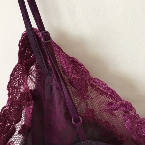 Victoria’s Secret intimates slip - Picture 5 of 8